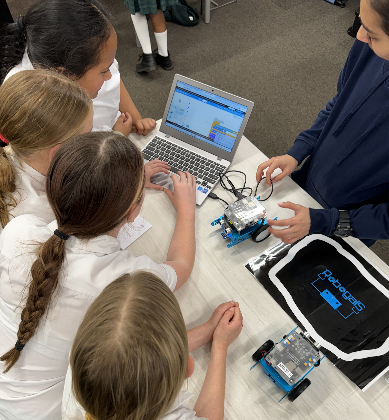 Get Involved - Robogals